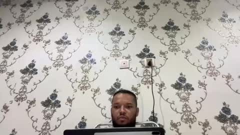 Snapshot of 0_kingsley chatting on December 25, 10:59 pm Kingsley online show from December 25, 10:59 pm