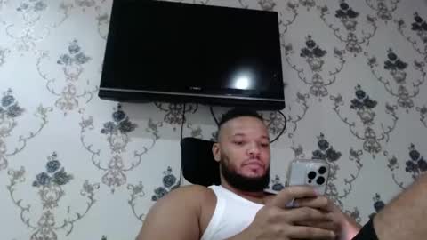 Snapshot of 0_kingsley chatting on January 10, 9:42 pm Kingsley online show from January 10, 9:42 pm