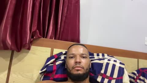 Snapshot of 0_kingsley chatting on December 19, 2:23 am Kingsley online show from December 19, 2:23 am