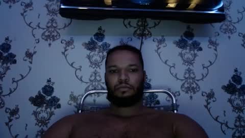 Snapshot of 0_kingsley chatting on January 2, 12:23 am Kingsley online show from January 2, 12:23 am