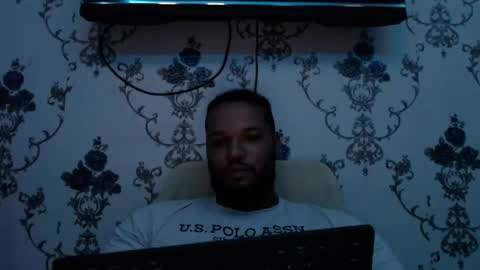 Snapshot of 0_kingsley chatting on January 3, 4:06 pm Kingsley online show from January 3, 4:06 pm