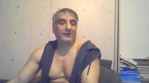 0luvmonkey online show from November 8, 12:47 am