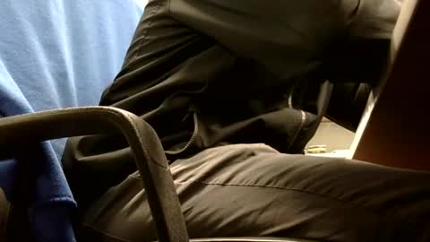 J10004246 online show from January 27, 4:43 pm