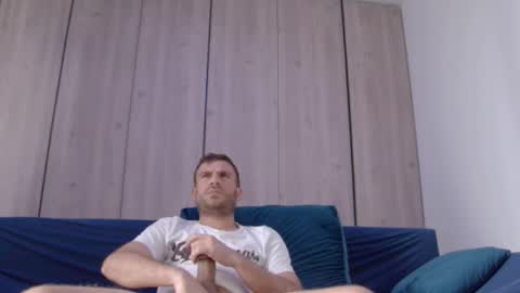 10in_deluxe online show from October 13, 7:36 am