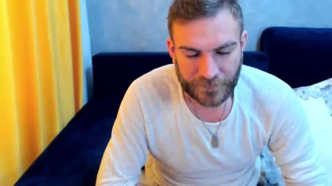 10in_deluxe online show from February 22, 7:12 am