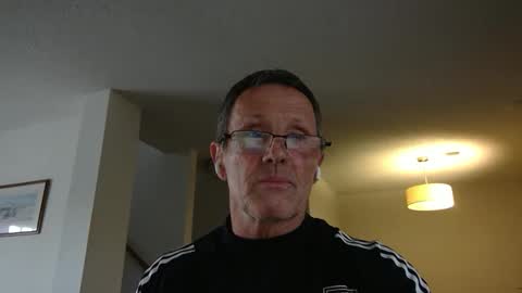 13glanmorfa online show from February 13, 10:33 pm