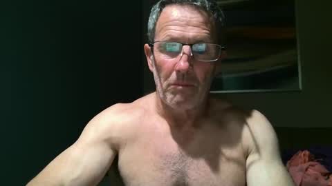 13glanmorfa online show from February 16, 4:53 am