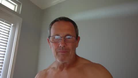 13glanmorfa online show from September 12, 9:15 pm