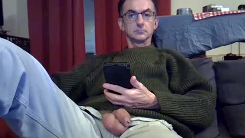 18remy45 online show from December 8, 12:40 am