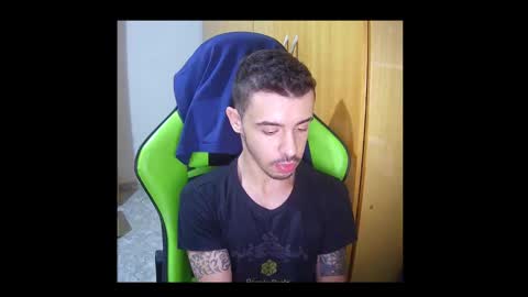 1good_vibes1 online show from February 22, 10:37 pm