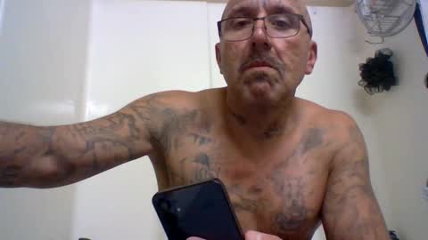 Snapshot of 1nastya8 chatting on September 14, 6:32 pm TheShyOne18 online show from September 14, 6:32 pm