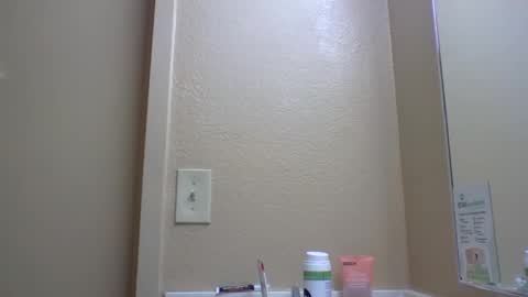 TheShyOne18 online show from April 6, 1:34 pm