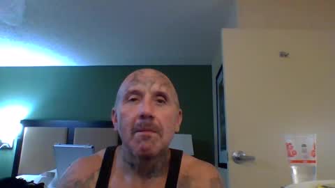 Snapshot of 1nastya8 chatting on October 9, 8:08 am TheShyOne18 online show from October 9, 8:08 am