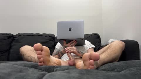 Snapshot of 1ofthegoodguys chatting on December 11, 4:48 pm 1ofthegoodguys online show from December 11, 4:48 pm