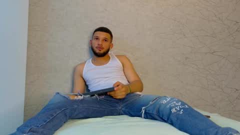 2alexoconor online show from March 2, 8:35 pm