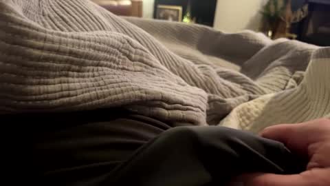 2centz online show from December 6, 4:25 am