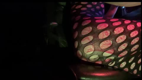 1 online show from January 9, 3:12 am