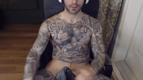 Snapshot of 420randomguy chatting on March 9, 10:30 pm Anomander Rake online show from March 9, 10:30 pm