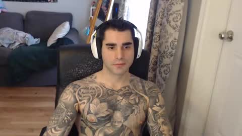 Snapshot of 420randomguy chatting on February 8, 2:49 pm Anomander Rake online show from February 8, 2:49 pm