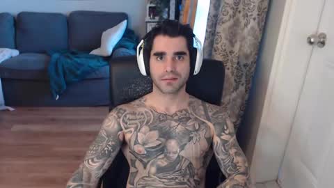 Snapshot of 420randomguy chatting on January 23, 2:28 pm Anomander Rake online show from January 23, 2:28 pm