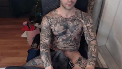 Snapshot of 420randomguy chatting on December 29, 8:15 pm Anomander Rake online show from December 29, 8:15 pm