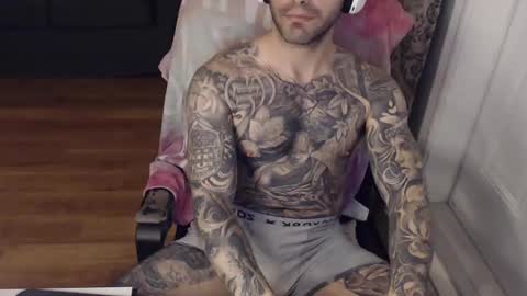 Snapshot of 420randomguy chatting on March 9, 2:07 am Anomander Rake online show from March 9, 2:07 am