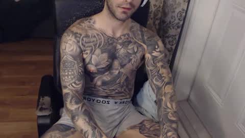 Snapshot of 420randomguy chatting on February 22, 4:18 am Anomander Rake online show from February 22, 4:18 am