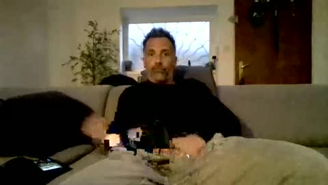 Num online show from March 26, 6:01 pm