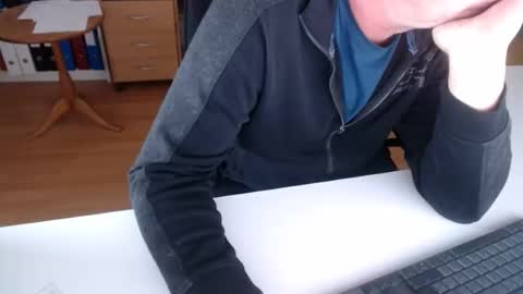 69pifpaf online show from April 12, 1:34 pm