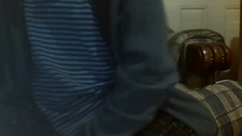 Snapshot of 69sextoyboy69 chatting on January 19, 7:15 am 69sextoyboy69 online show from January 19, 7:15 am