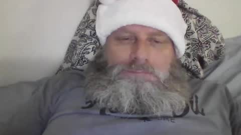 Snapshot of 69singledad79 chatting on December 9, 1:29 am 69singledad79 online show from December 9, 1:29 am