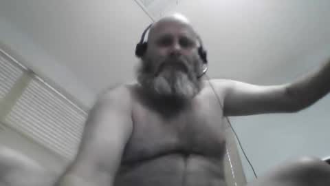 Snapshot of 69singledad79 chatting on December 12, 2:55 pm 69singledad79 online show from December 12, 2:55 pm