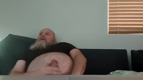 Snapshot of 69singledad79 chatting on February 12, 11:20 pm 69singledad79 online show from February 12, 11:20 pm