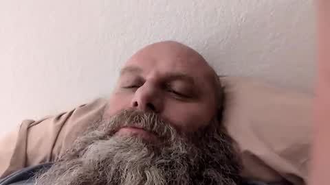 Snapshot of 69singledad79 chatting on February 28, 6:09 pm 69singledad79 online show from February 28, 6:09 pm