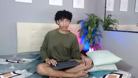 777_jmz online show from February 18, 10:58 pm