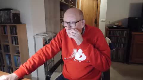  Papi  online show from November 26, 5:27 pm