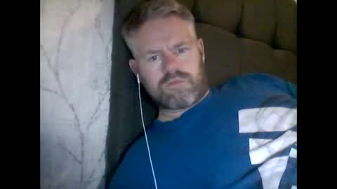 81jonnyx online show from December 20, 2:38 pm