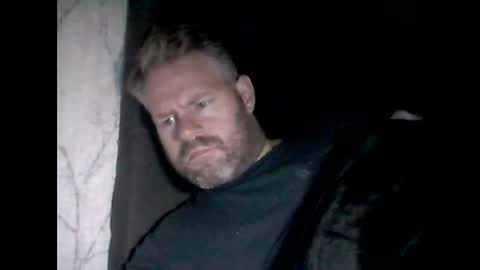 81jonnyx online show from December 19, 11:14 pm