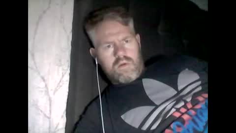 81jonnyx online show from December 13, 10:51 am