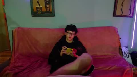 Phillip online show from September 30, 4:07 am