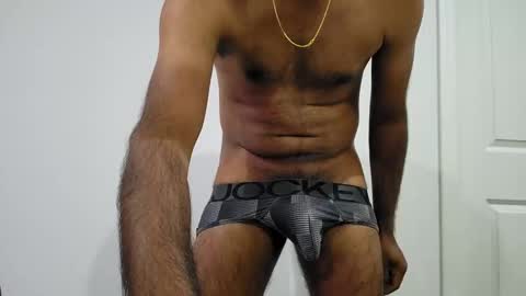 Snapshot of 8inch_desi chatting on October 26, 4:36 am 8inch_desi online show from October 26, 4:36 am