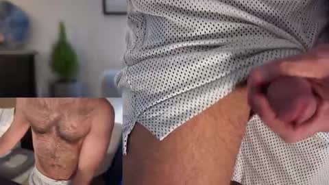 Snapshot of 8inchernyc chatting on October 24, 5:58 pm 8incher NYC online show from October 24, 5:58 pm