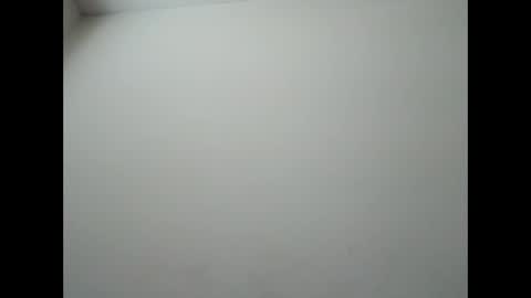 8intenn online show from February 5, 2:46 pm