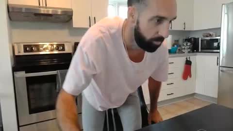 Snapshot of 8james5 chatting on October 21, 2:20 pm 8james5 online show from October 21, 2:20 pm