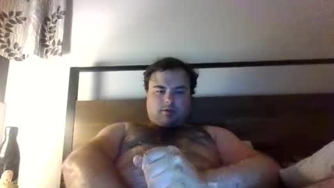 Snapshot of 95jam95 chatting on December 14, 11:18 am 95jam95 online show from December 14, 11:18 am