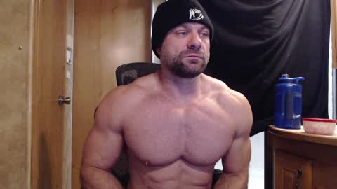 9 fat inches online show from December 14, 6:20 pm