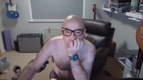 God Zeus online show from March 4, 7:19 am