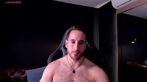 _adamcoper_ online show from April 16, 10:34 pm