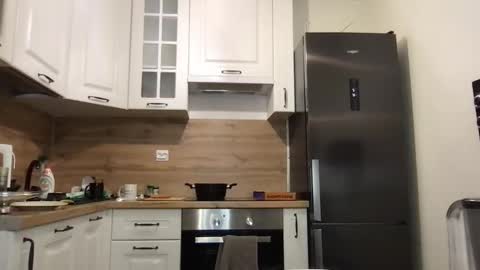 Alan online show from December 4, 7:10 pm