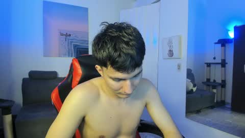 B L A K E online show from January 17, 2:18 am